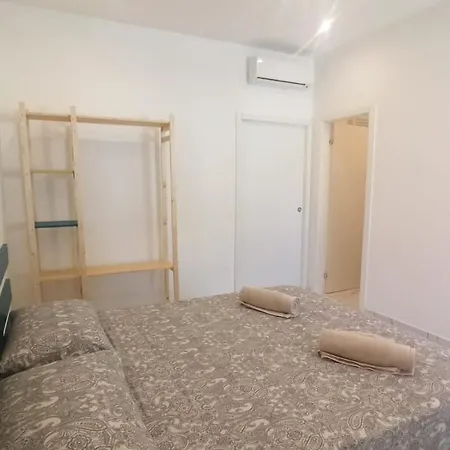 Amedeo House * Μπάρι