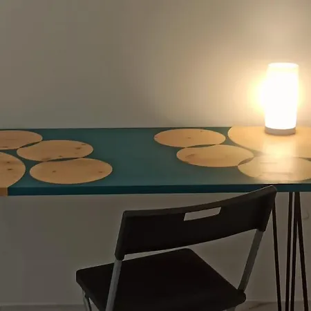 アパート Amedeo House